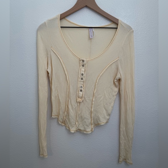 Out From Under Sweet Dreams Seamed Henley Top Large - Picture 2 of 7